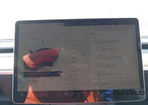 2023 Tesla Model Y из США, поврежденный, VIN 7SAYGDEEXPA031553